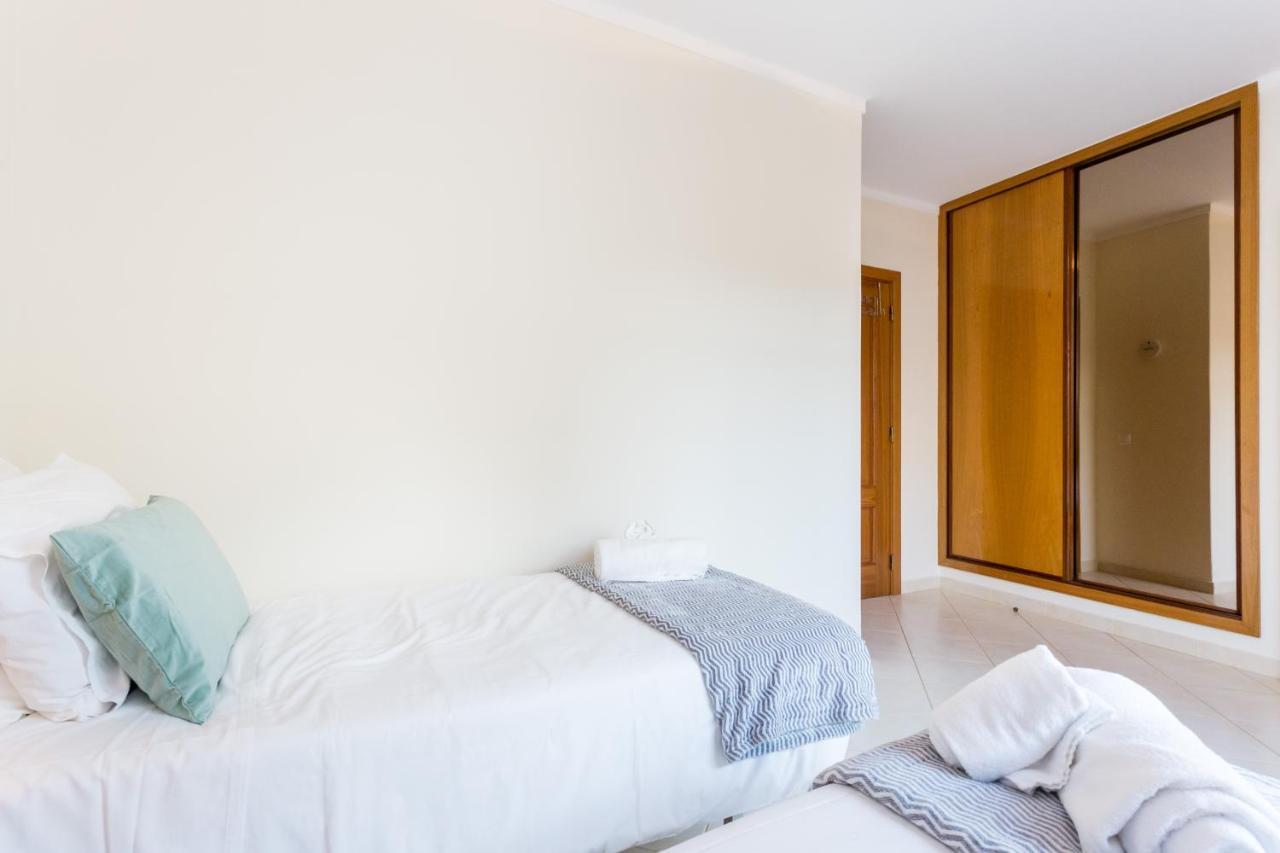 Im On Centro Historico Apartment Lagos Luaran gambar